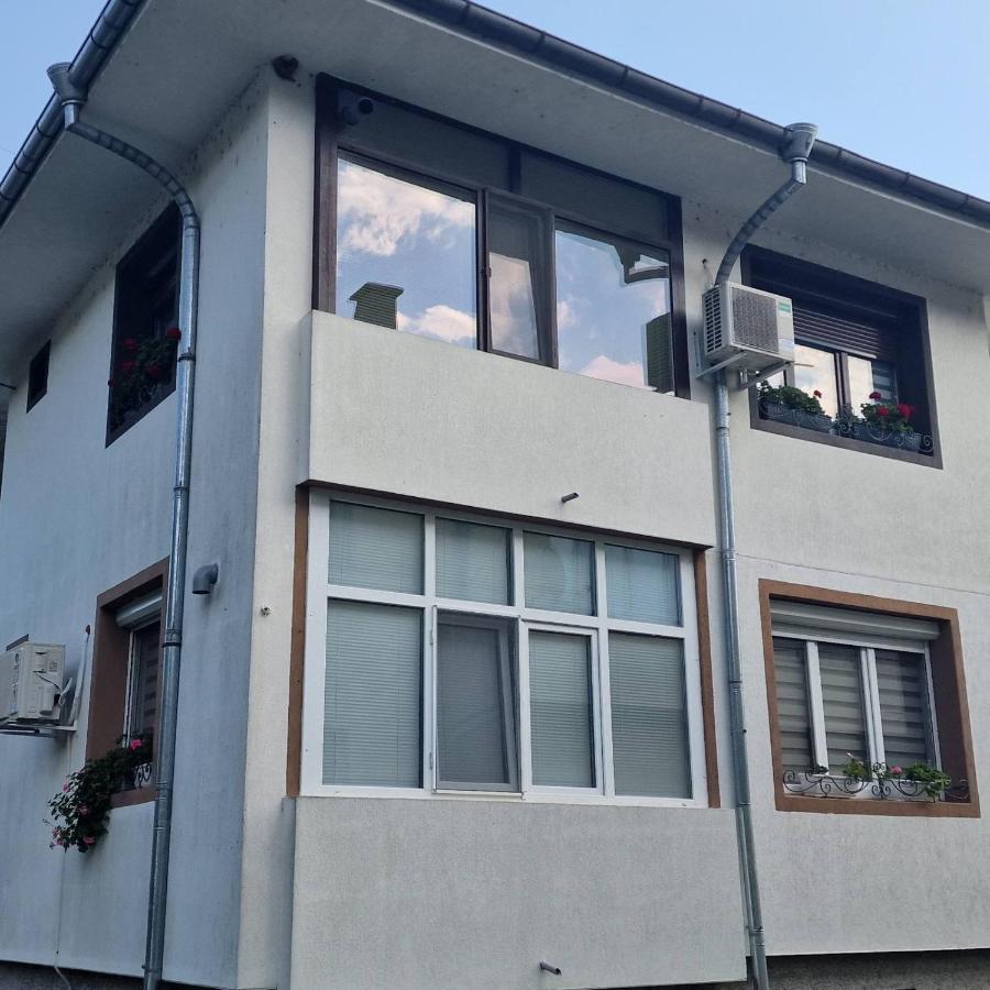 Z-Apartment In Tryavna Exterior photo