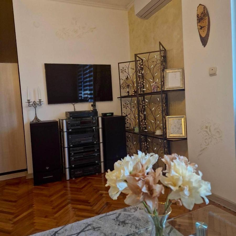 Z-Apartment In Tryavna Exterior photo