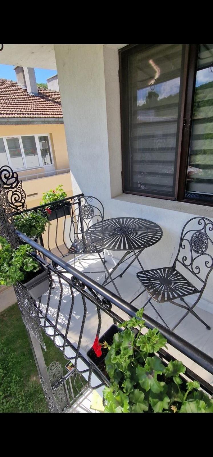 Z-Apartment In Tryavna Exterior photo